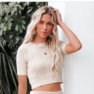 Beige crop crochet top